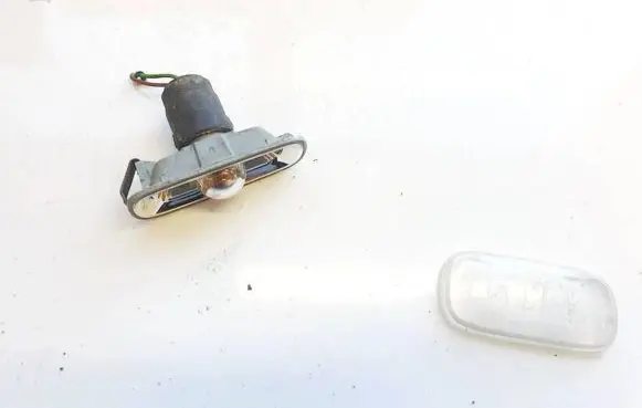 Audi A6 S6 C6 4F Rear tail light bulb 8e0949127