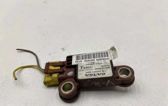 Volvo S60 Airbag deployment crash/impact sensor EC02672444 30613043A E002672444
