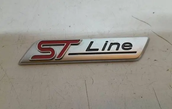 Ford Kuga III Fender model badge letters G1BB16B114AA