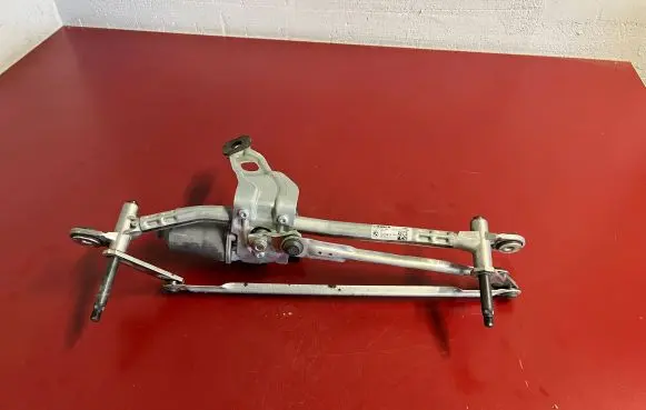 BMW X1 U11 Front wiper linkage 9478831 61619478831 3397022381