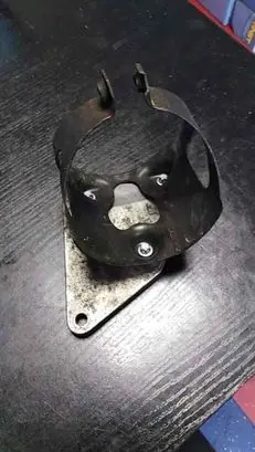 Mercedes-Benz A W168 Fuel filter bracket/mount holder 6110920040