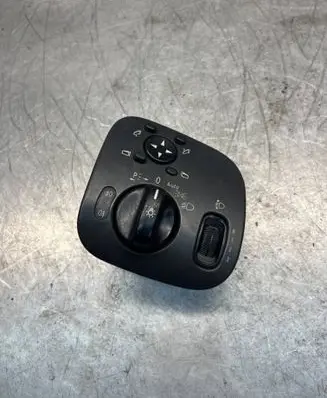Mercedes-Benz C W203 Light switch A2035450404