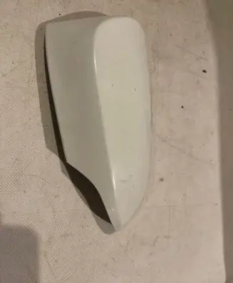 Toyota Avensis T270 Plastic wing mirror trim cover 20493033
