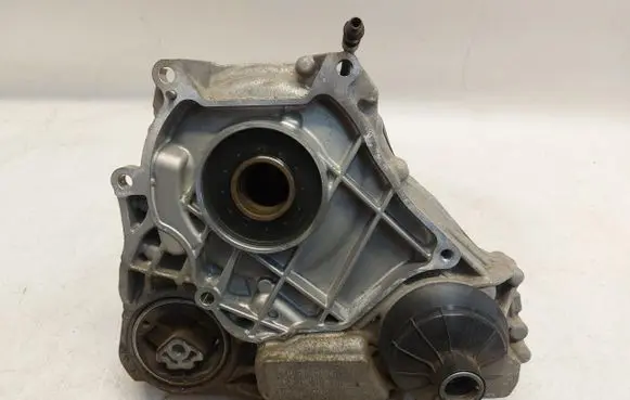 BMW 4 G22 G23 G24 G26 Gearbox transfer box case 9469019-JLK01