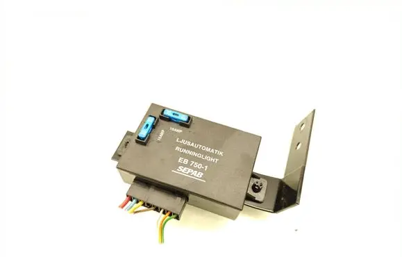 Chrysler Voyager Light module LCM EB7501