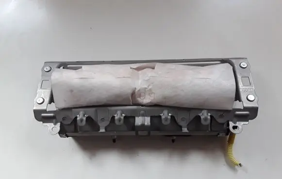 Lexus LS 460 - 600H Knee airbag A7H680820496