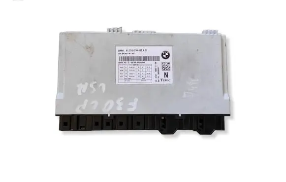 BMW 3 F30 F35 F31 Seat control module 9354457