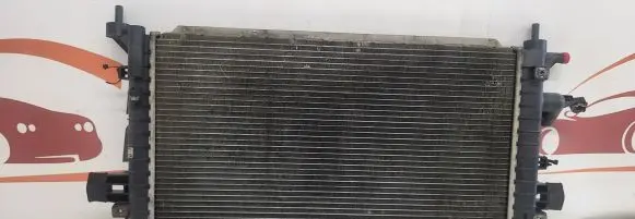 Opel Astra H Coolant radiator