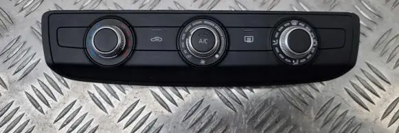 Audi A3 S3 8V Climate control unit 8V0820047D
