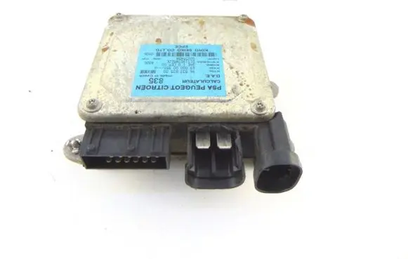 Citroen C3 Trunk lid opening control unit 