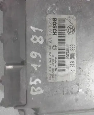 Volkswagen PASSAT B5 Engine control unit/module 038906018P 28SA3504 0281001720