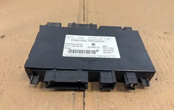 Mercedes-Benz R W251 Seat control module A2118709926 05022700