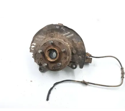 Subaru Legacy Front wheel hub