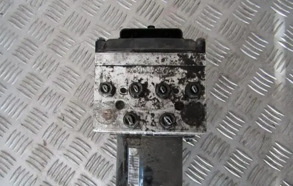 Volkswagen PASSAT B6 ABS Pump 3c0614095p 3c0.614.095.p