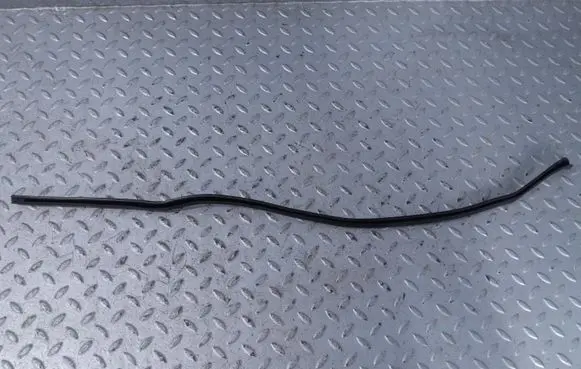 BMW X6 G06 Rubber seal front door window/glass 9465617 51769465617