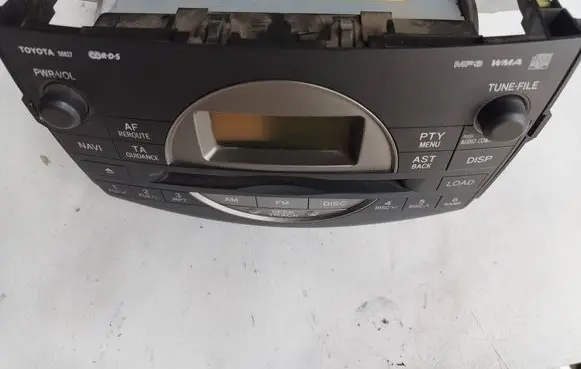 Toyota RAV 4 (XA30) Radio/CD/DVD/GPS head unit 8612042220 FA032077A CQTT3571A
