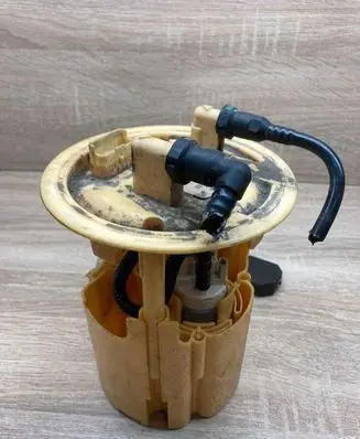 Peugeot 406 In-tank fuel pump 9642124380