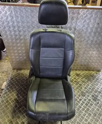 Jeep Patriot Front passenger seat 