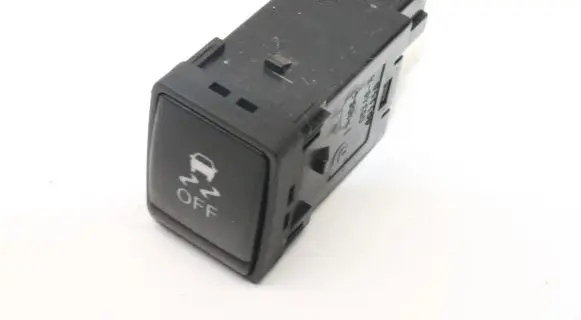 Nissan Qashqai ESP (stability program) switch 