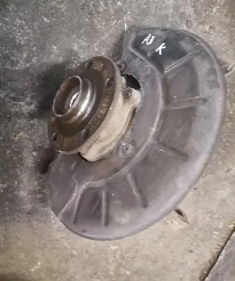 Audi A3 S3 8P Front wheel hub spindle knuckle