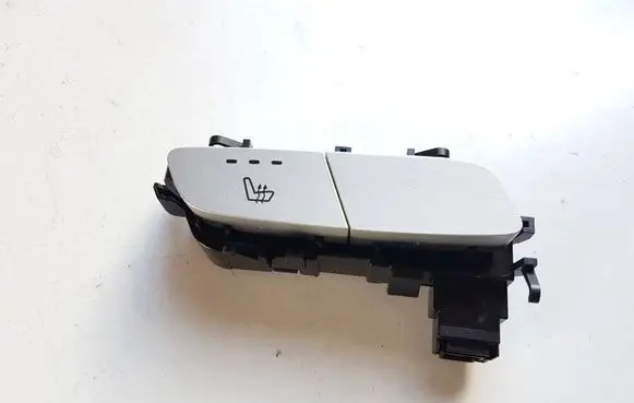 Mercedes-Benz E W213 Seat heating switch A2139050204