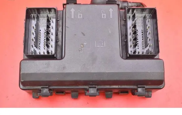 Ford Mondeo MK I Fuse box set FG9T14A067EB