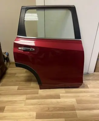 Subaru Forester SK Rear door