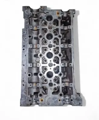Renault Laguna II Engine head 8200005876
