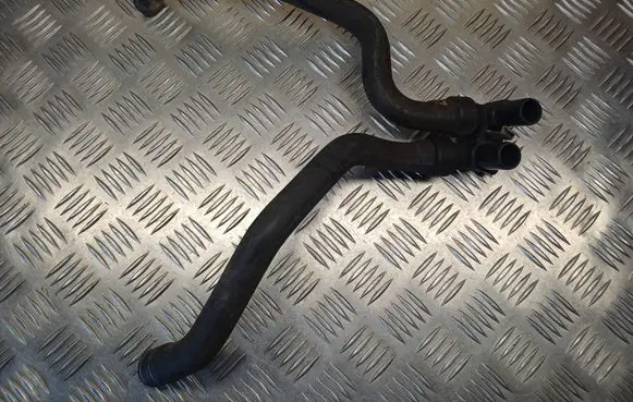 Citroen Berlingo Engine coolant pipe/hose 9633236780