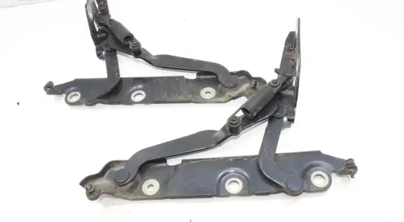 Jaguar XF X250 Tailgate/trunk/boot hinge