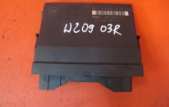 Mercedes-Benz CLK A209 C209 Comfort/convenience module A2098200326