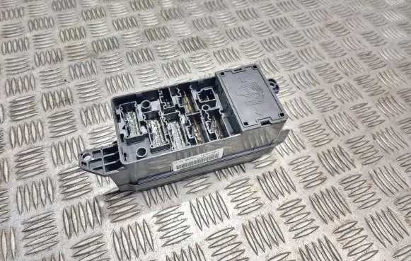 Mini One - Cooper R50 - 53 Fuse box set 1480790 13658611 201904110402