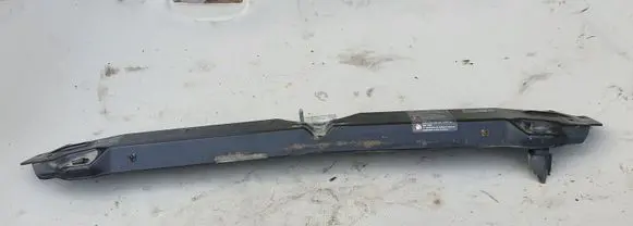 Volkswagen Transporter - Caravelle T4 Top upper radiator support slam panel