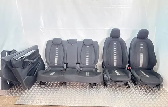 Seat set