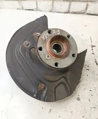 BMW X3 E83 Front wheel hub