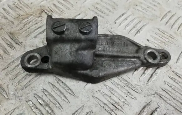 Citroen C1 Generator/alternator bracket 9676865680