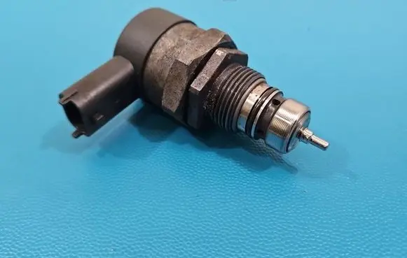 KIA Sportage Fuel pressure sensor 0281006037 IMPRK1557381