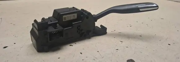 Citroen C4 Grand Picasso Gear shifter/selector 96811352XT 88500004
