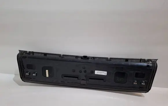Ford Mustang VI Tailgate trim FR3B6343504
