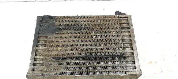 Alfa Romeo GT Engine oil radiator 
