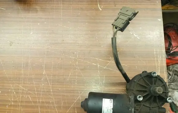 Citroen C8 Wiper motor 404721