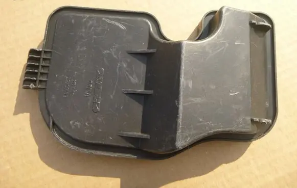 Fiat Punto (188) Headlight/headlamp dust cover 89100453