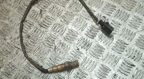 Volkswagen PASSAT B7 Lambda probe sensor 03C906262AH 0258010060