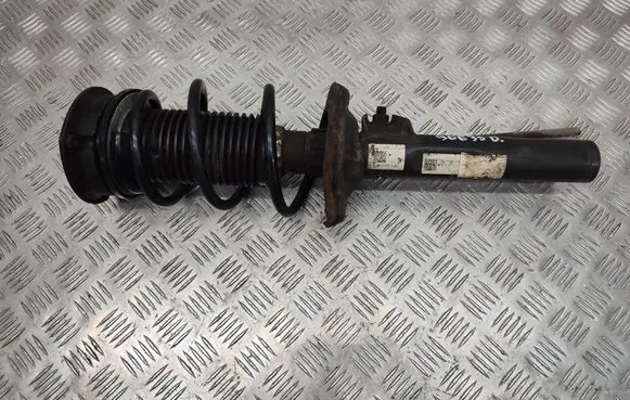 Volkswagen Golf VII Front shock absorber/damper 5Q0412014ME 5Q0413023FJ