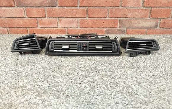 BMW 5 F10 F11 Dash center air vent grill 9209136
