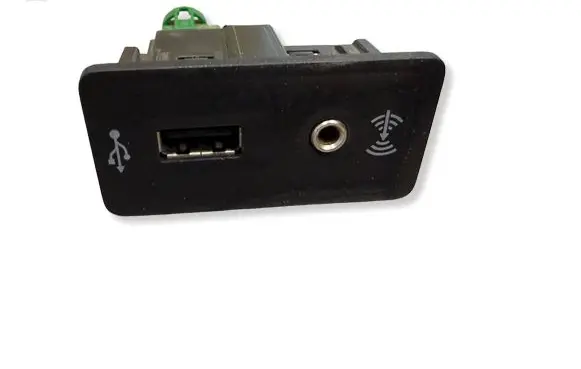 Volkswagen Amarok USB socket connector 5Q0035726E 5G0035222E
