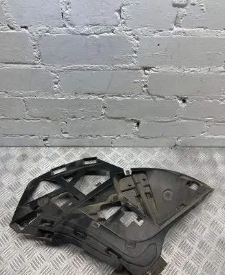 Renault Scenic III - Grand scenic III Front bumper mounting bracket 001033319