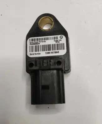Dodge Nitro Airbag deployment crash/impact sensor P04896065AA 39754C TC5ME165750648