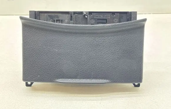Mercedes-Benz S W221 Ashtray (front) A2216801552