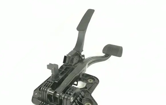 Chrysler Pacifica Brake pedal 04581677AB